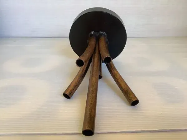 Illustration numéro 5 du produit Pique fleurs en métal et cuivre