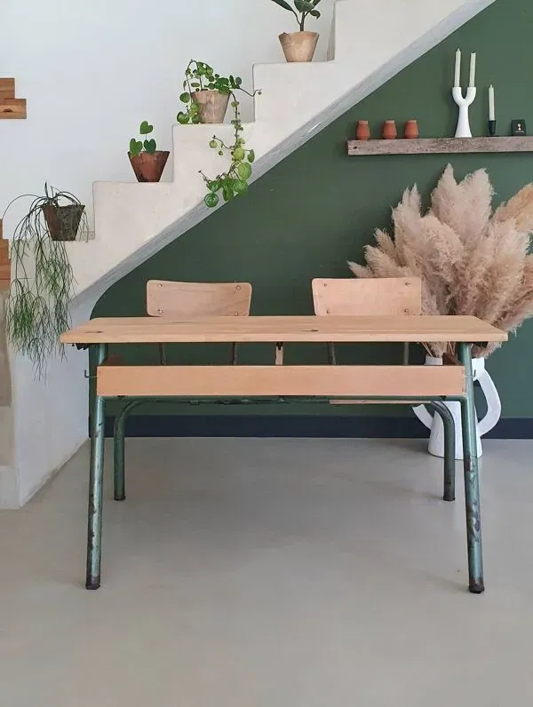 Illustration numéro 5 du produit Bureau