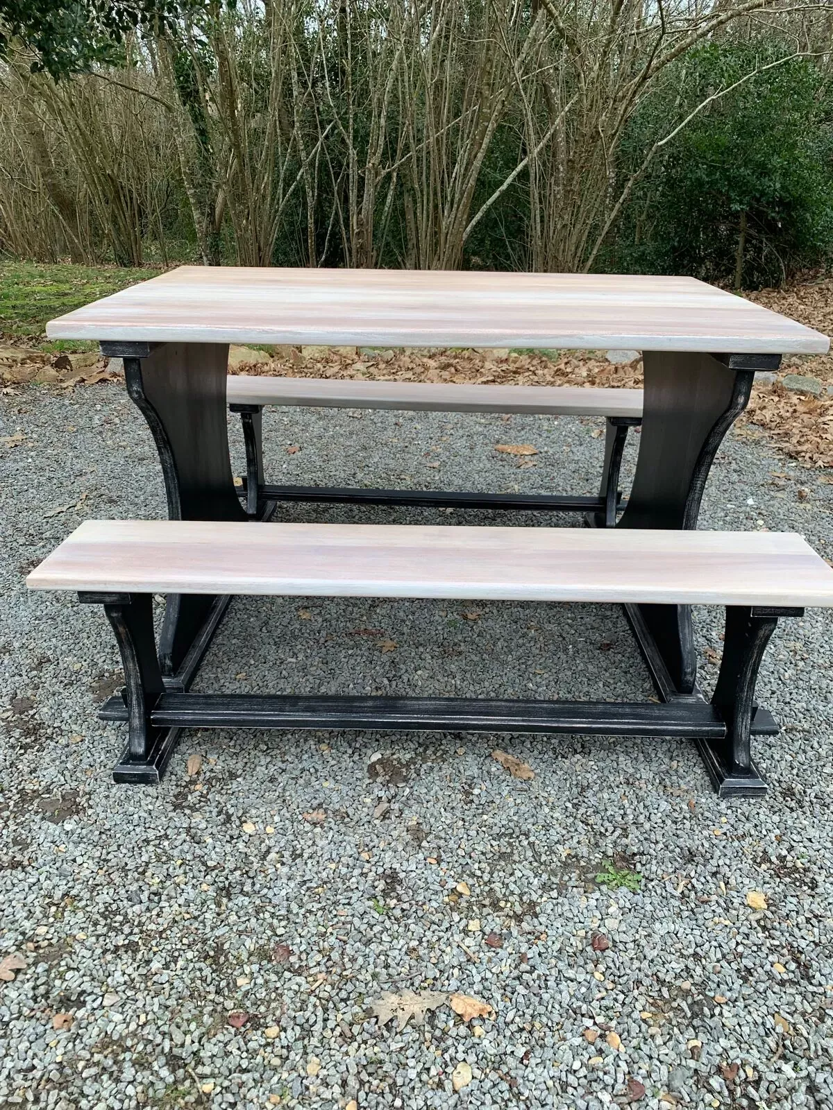 Illustration numéro 5 du produit Bureau