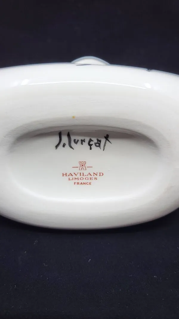 Illustration numéro 5 du produit Bouteille Jean Lurçat en porcelaine par Haviland Limoges, France