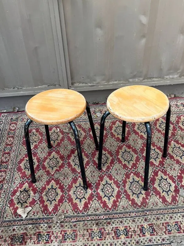 Illustration numéro 5 du produit Tabouret industriel