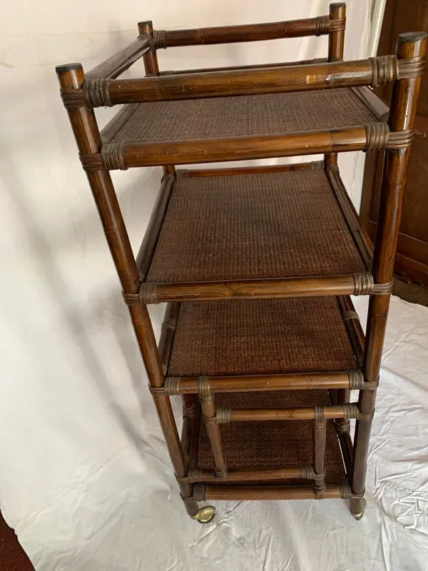 Illustration numéro 5 du produit Casier à musique