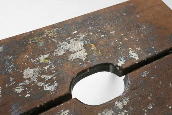 Illustration numéro 5 du produit Tabouret de peintre en bois français industriel, années 1930