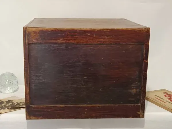 Illustration numéro 5 du produit Meuble métier Cabinet archives vintage 1930