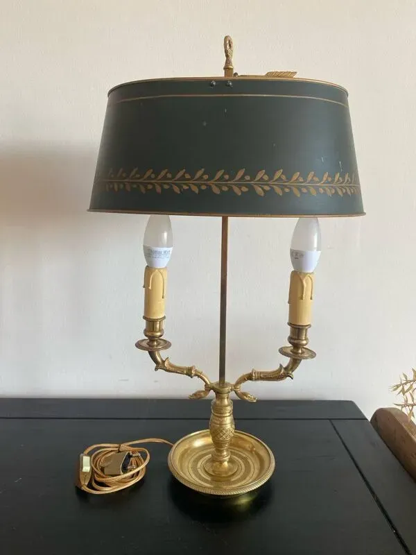 Illustration numéro 5 du produit Lampe bouillotte 2 feux style empirique