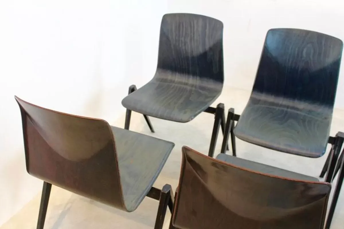 Illustration numéro 5 du produit Chaise de salle à manger industrielle empilable bicolore Pagholz Galvanitas S22