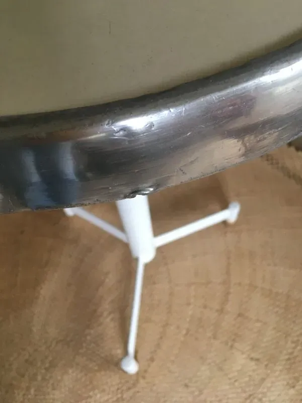 Illustration numéro 5 du produit Table de bistrot