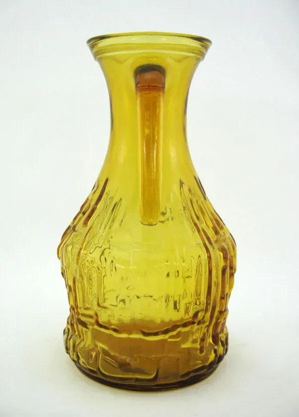 Illustration numéro 5 du produit Pichet en verre moulé jaune ambré - Bormioli Fidenza Vitraria Italy - vintage années 60