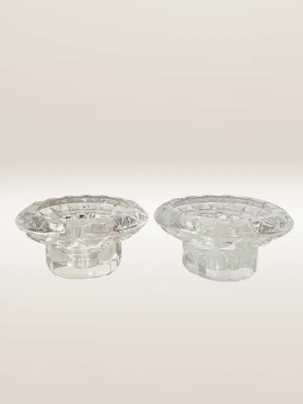 Illustration numéro 5 du produit Paire de bougeoirs en verre