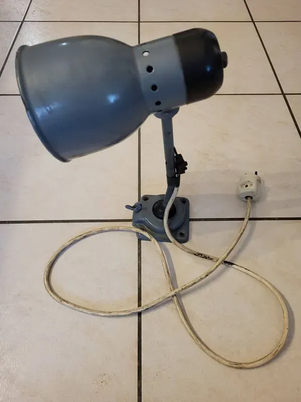 Illustration numéro 5 du produit Lampe industrielle Kandem
