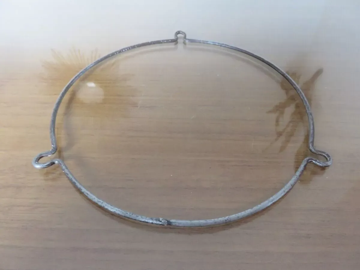 Illustration numéro 5 du produit Applique ou plafonnier hublot industriel marque '' bloc '' France années 60 70