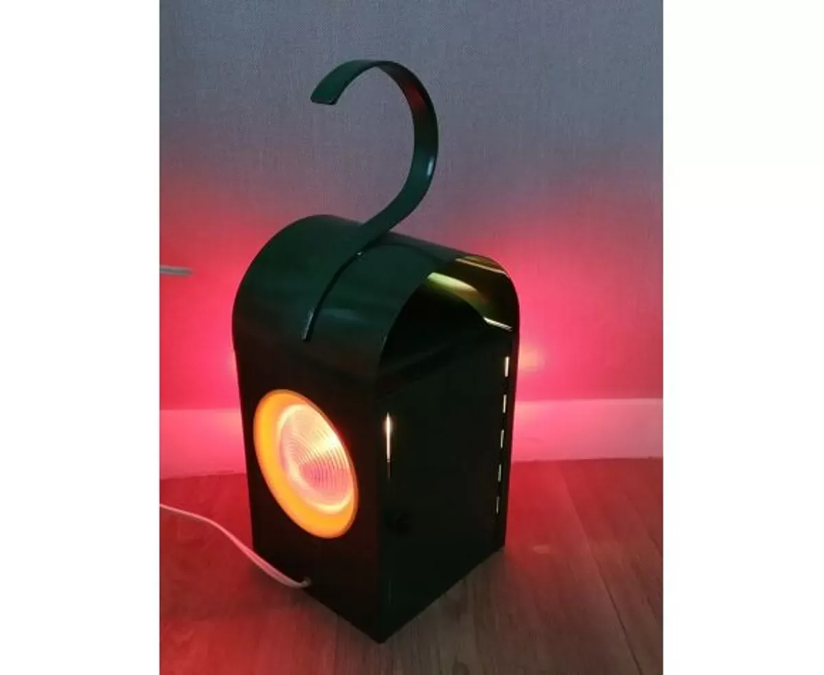 Illustration numéro 5 du produit Lampe à poser