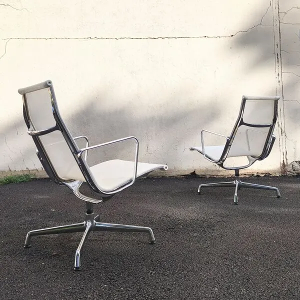 Illustration numéro 5 du produit Fauteuil(s) EA116 design Eames, Vitra, 2008