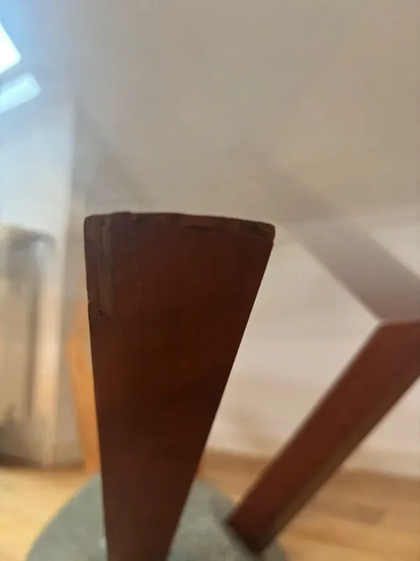 Illustration numéro 5 du produit Table basse de Paolo Deganello modèle artifici de 1985