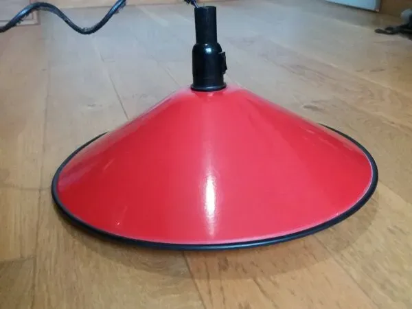 Illustration numéro 5 du produit Suspension tole émaillée rouge Rolly 42 cm