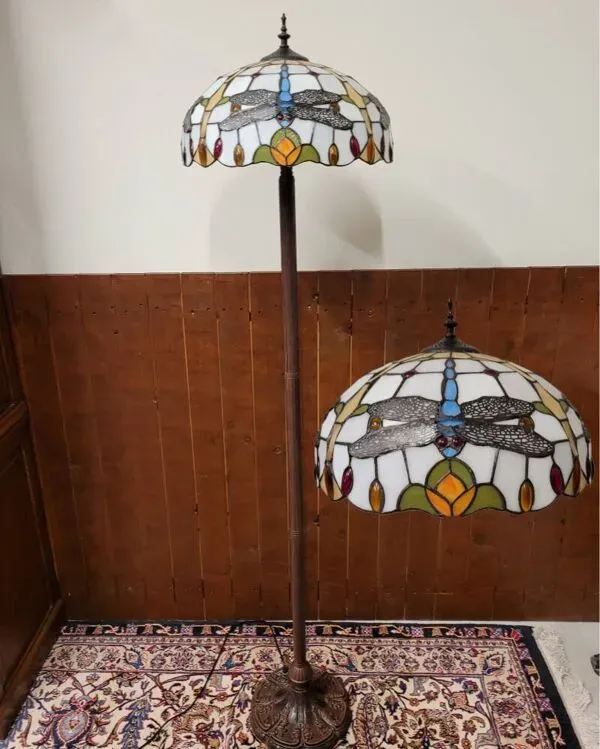 Illustration numéro 5 du produit Lampadaire rond Tiffany Art Déco