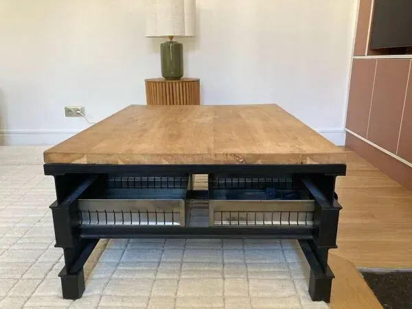 Illustration numéro 5 du produit Table basse style industriel