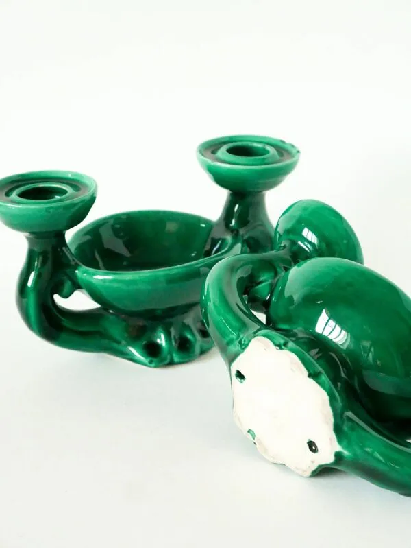 Illustration numéro 5 du produit Paire de bougeoirs en céramique avec vide-poche intégré, vert, 1960