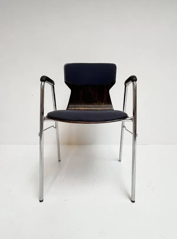 Illustration numéro 5 du produit Ensemble de 6 chaises Eromes Pagholz, années 1960