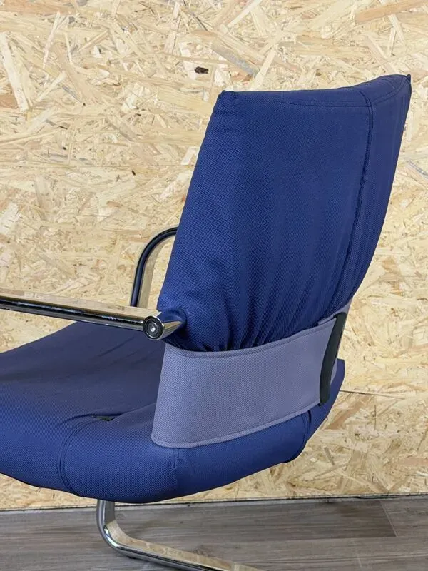 Illustration numéro 5 du produit 1990s Vitra Figura Cantilever Chair, Design by Mario Bellini, Object X