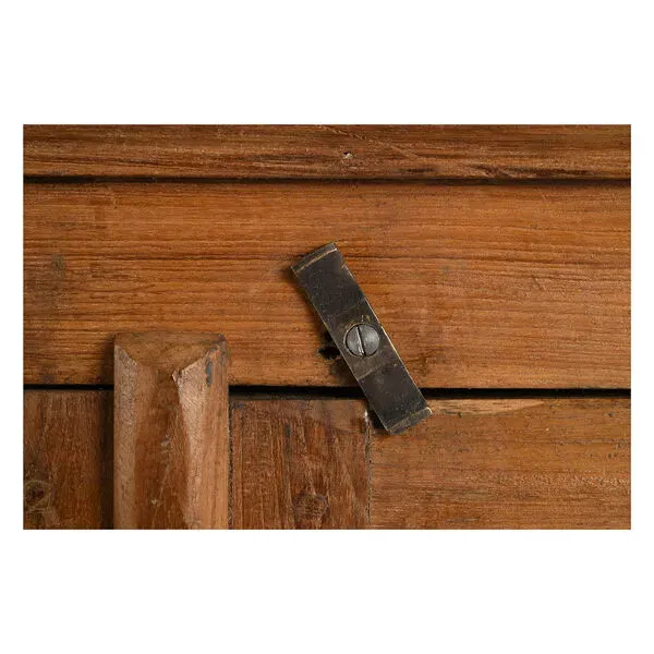 Illustration numéro 5 du produit Meuble d’hôtel en bois à 18 casiers et un placard