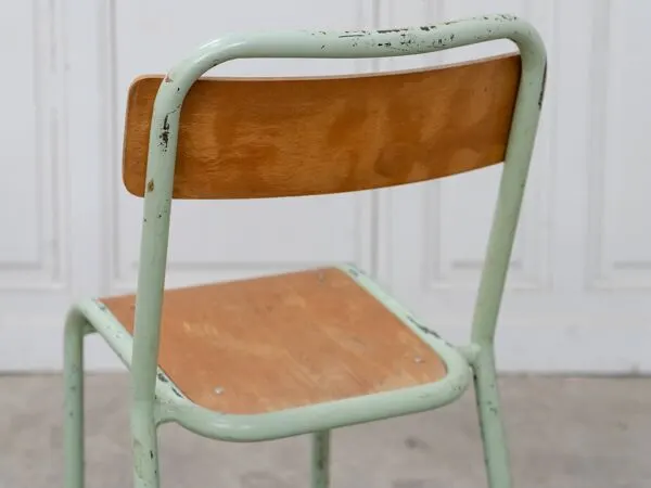 Illustration numéro 5 du produit Lot de 6 chaises d’école Mobiltube turquoise 1950