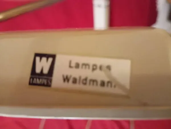 Illustration numéro 5 du produit Lampe d'atelier articulee marque '' waldman