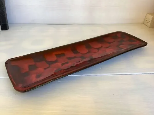 Illustration numéro 5 du produit Vide poche rouge triennale Kortrijk Courtrai