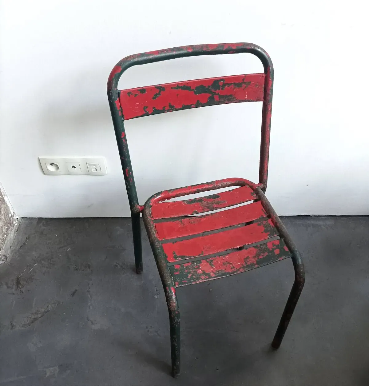 Illustration numéro 5 du produit Chaise Tolix Xavier Pauchard T1