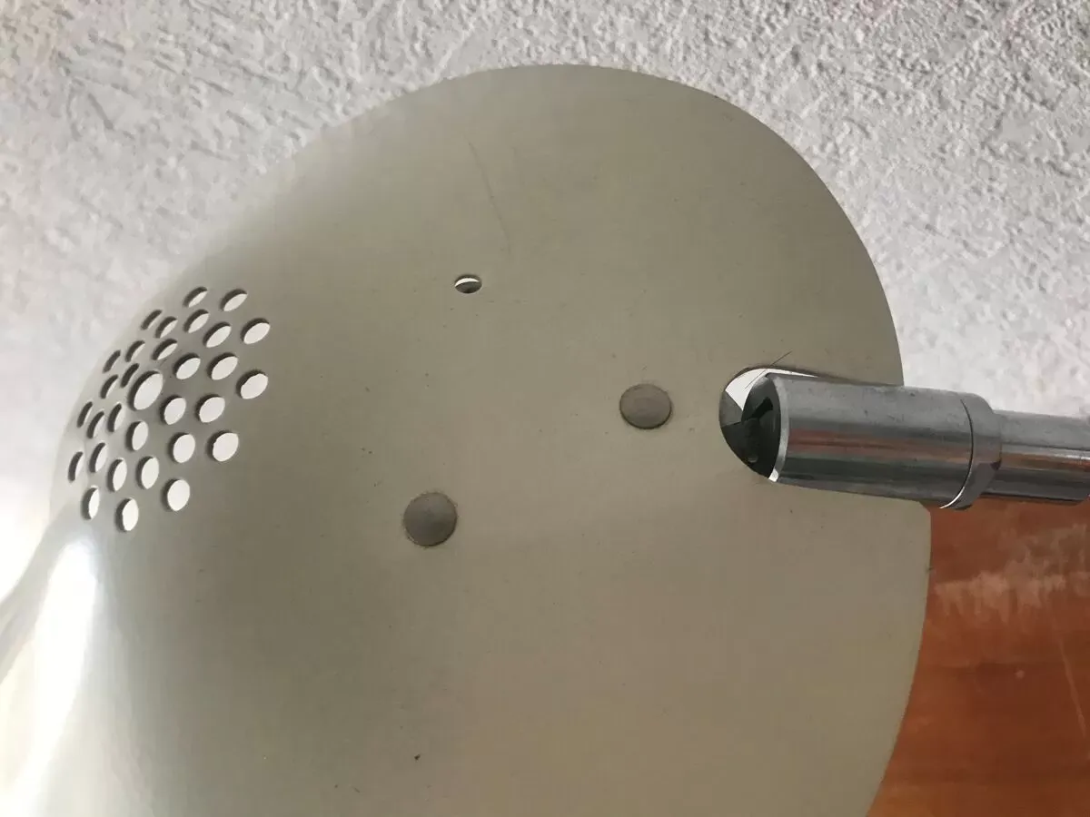 Illustration numéro 5 du produit Lampe de bureau articulée métal blanche