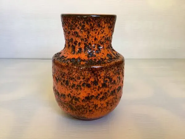 Illustration numéro 5 du produit Vase orange écume de mer fat lava