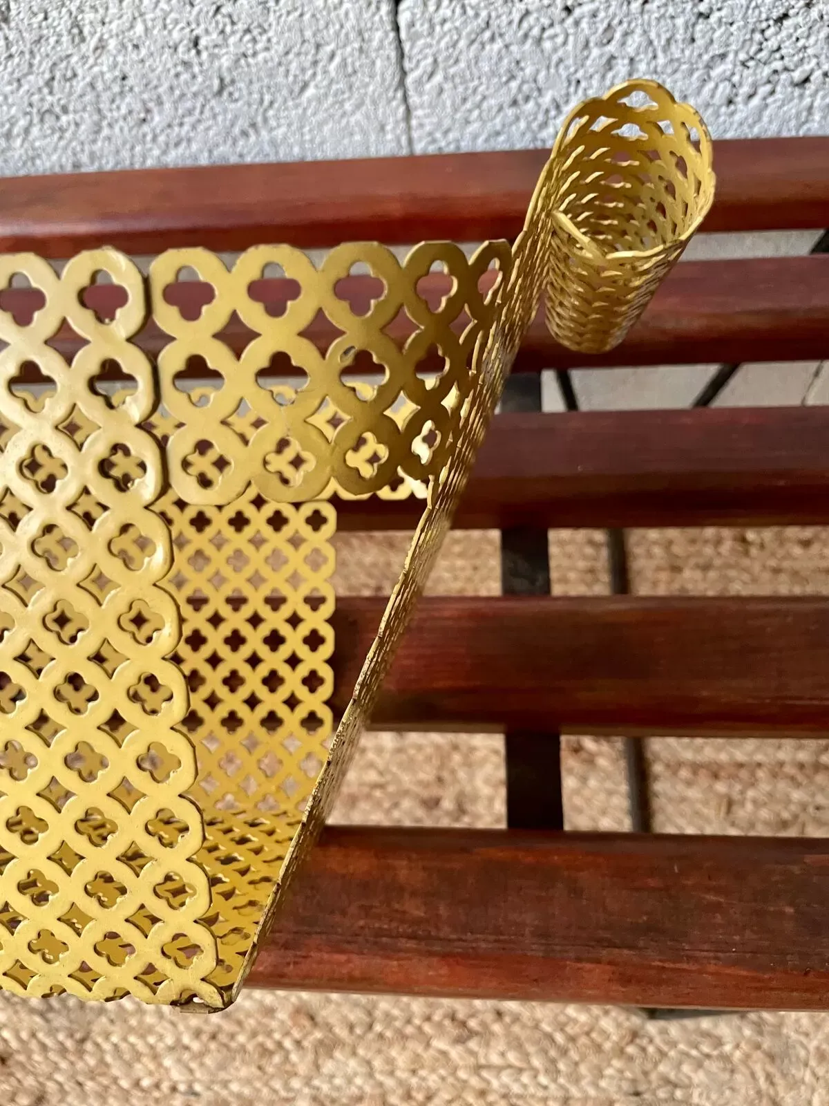 Illustration numéro 5 du produit Jardinière en tôle perforée