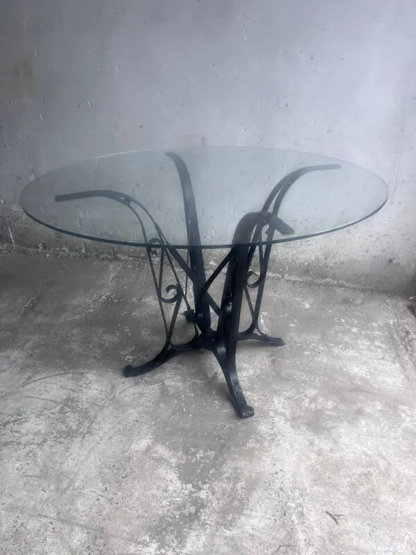 Illustration numéro 5 du produit Table à manger française Art déco en fer forgé et verre, vers 1930