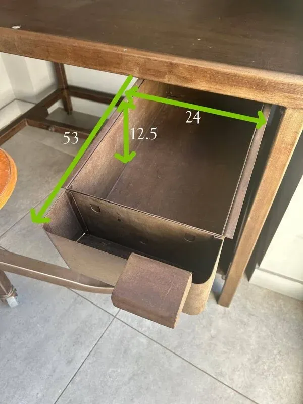 Illustration numéro 5 du produit Meuble tri postal avec tabouret