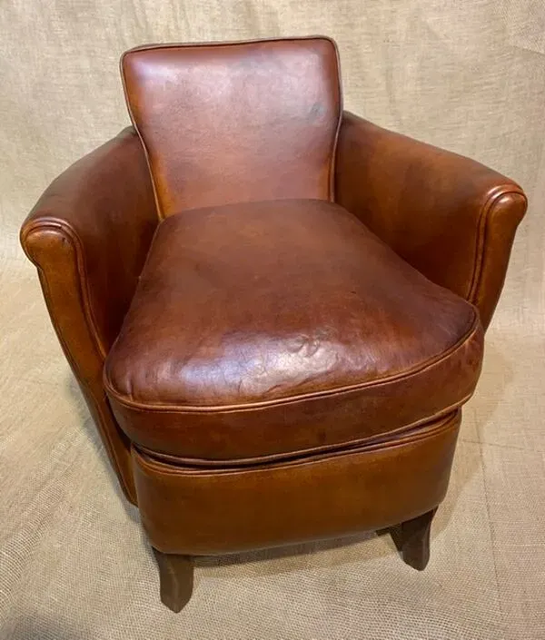 Illustration numéro 5 du produit Fauteuil club sous marinier