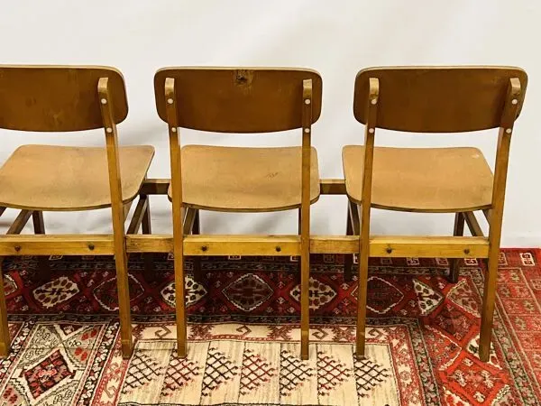 Illustration numéro 5 du produit Rangée de sièges