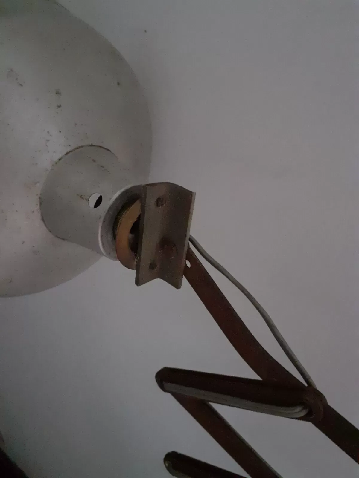 Illustration numéro 5 du produit Lampe applique accordéon Mazda design industriel 50's