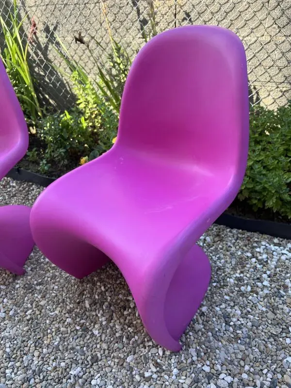 Illustration numéro 5 du produit Paire de Panton Chairs Rose de Verner Panton