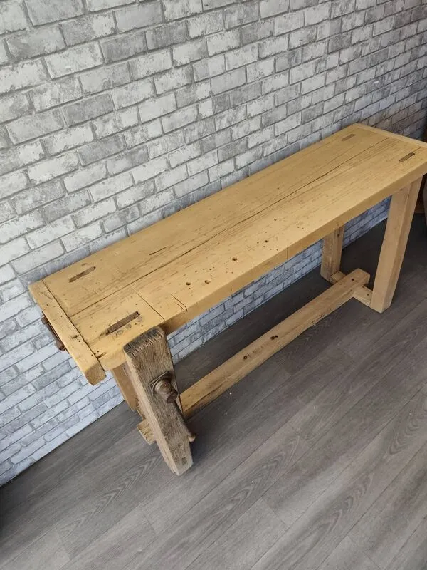 Illustration numéro 5 du produit Etabli