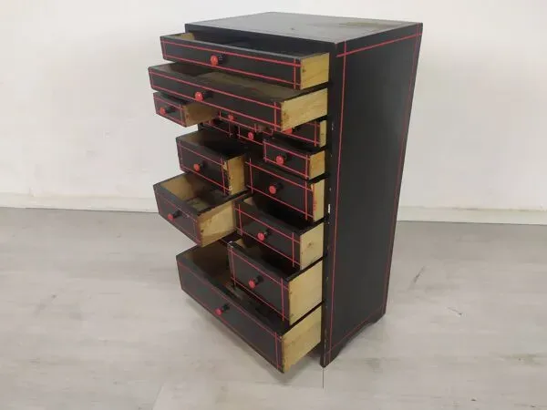 Illustration numéro 5 du produit Meuble de métier a tiroirs