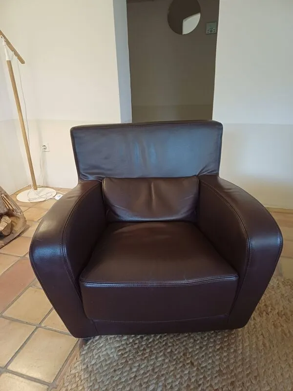 Illustration numéro 5 du produit Fauteuil club cuir cinna