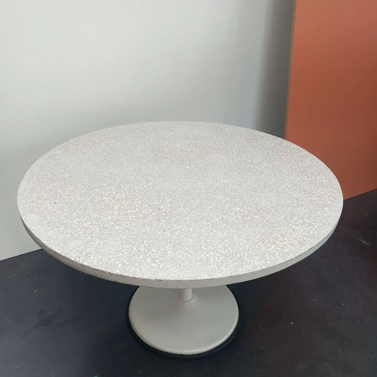 Illustration numéro 5 du produit Table basse