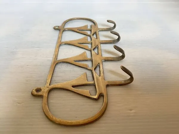 Illustration numéro 5 du produit Portemanteau voiliers marine en laiton