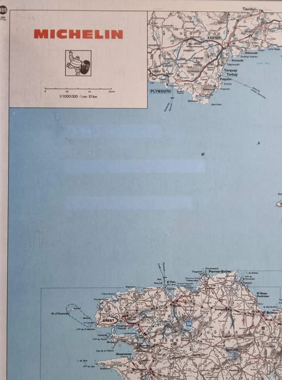 Illustration numéro 5 du produit Carte routière ''Michelin'' vintage années 80 encadrée, 111 cm x 100 cm