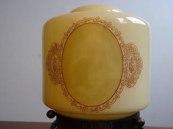 Illustration numéro 5 du produit Lampe veilleuse représentant Jésus Christ