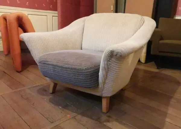 Illustration numéro 5 du produit Fauteuil club annees 50 60