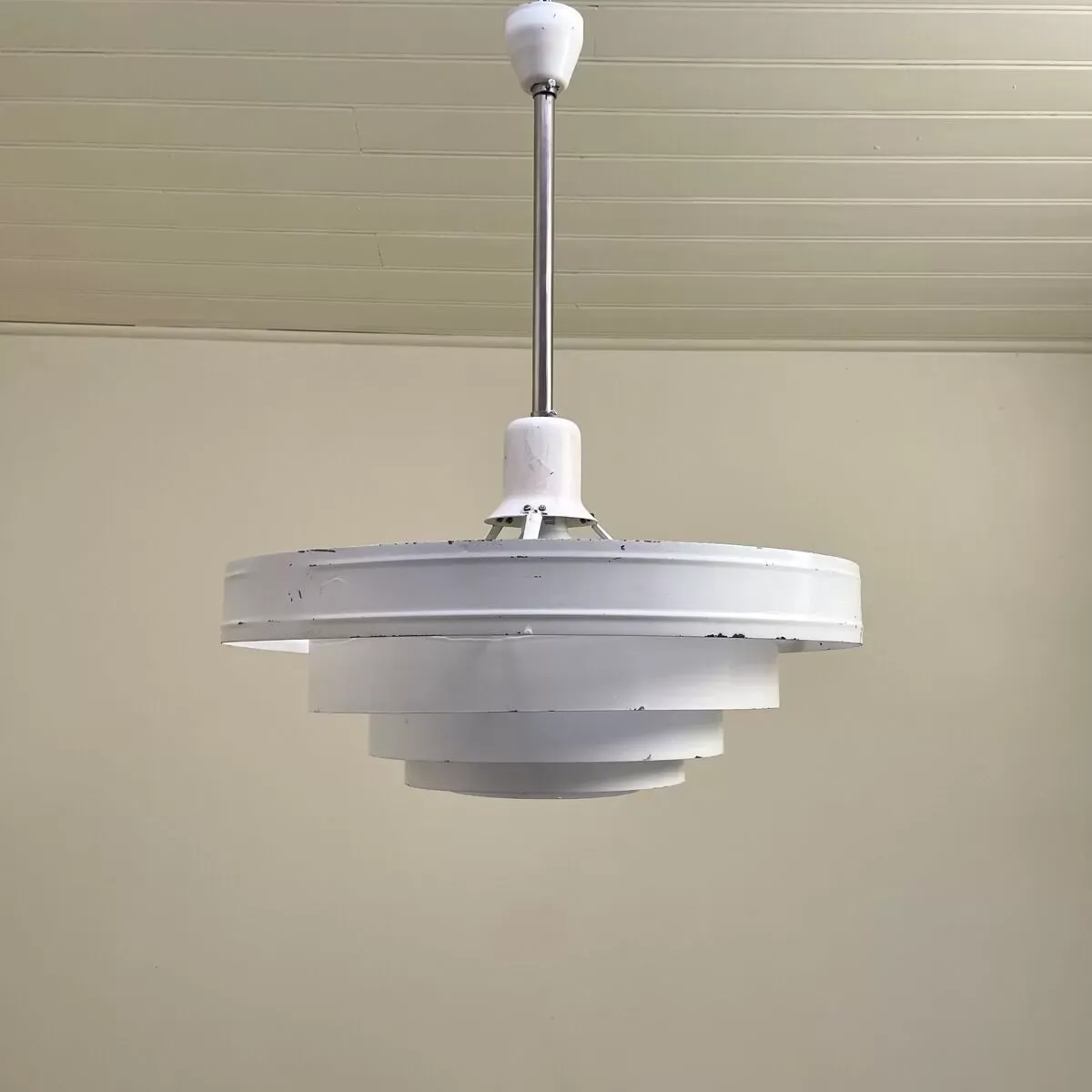 Illustration numéro 5 du produit Suspension minimaliste