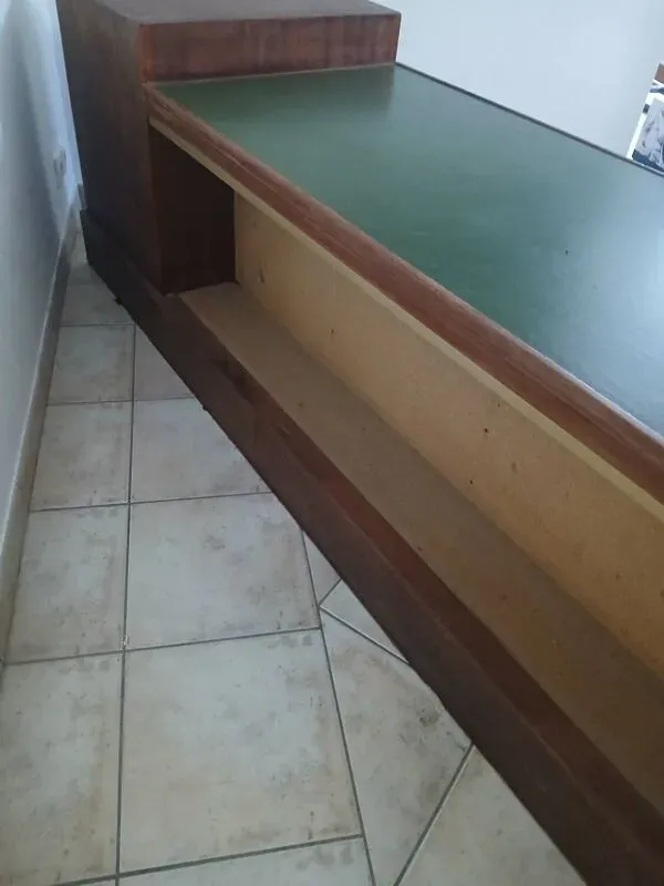 Illustration numéro 5 du produit Meuble de métier