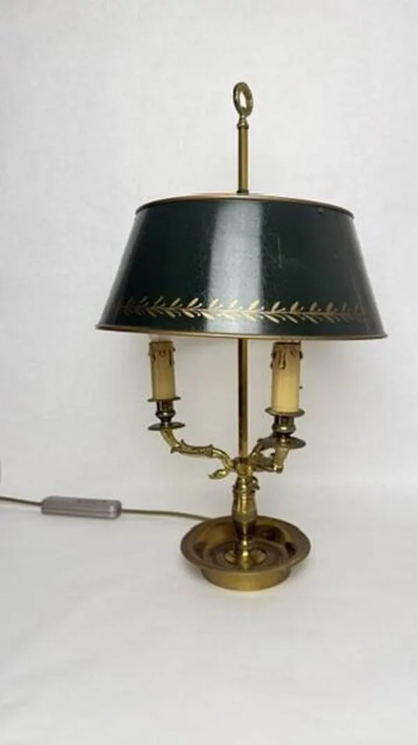 Illustration numéro 5 du produit Lampe bouillotte en bronze, style Empire, à variateur d'intensité