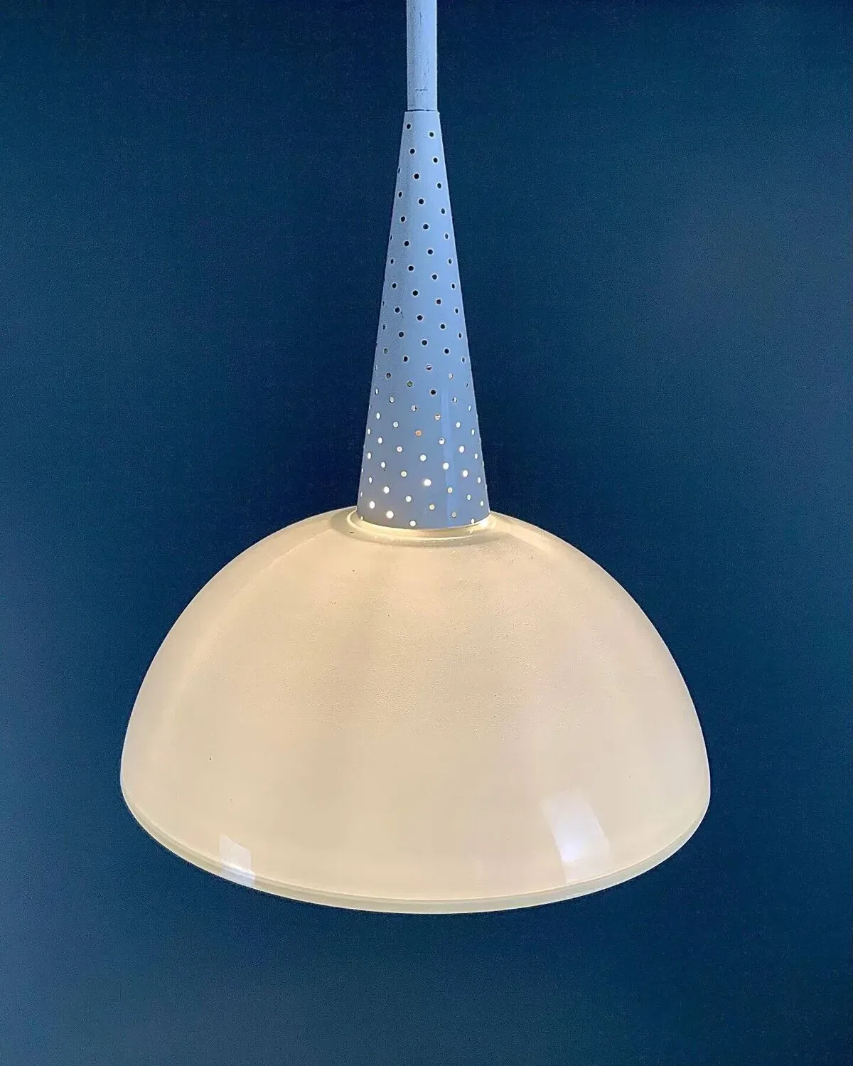 Illustration numéro 5 du produit Suspension Vintage Moderniste • Holophane • 1950